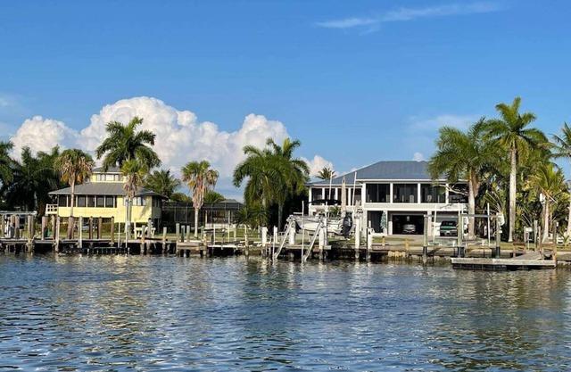 Lostman's Lodge -Everglades City, Sunset View,Pool