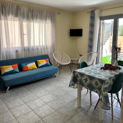 LOTUS STUDIO APARTMENT NORTH