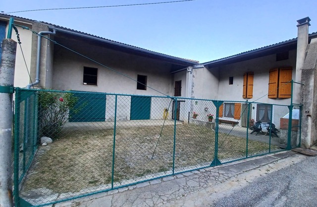 Loue Gîte Pyrénées Audoises Pays Cathare à Roquefeuil