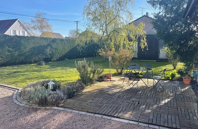 Loue Petit Logement de Charme Tout Neuf Dans Jardin Privé