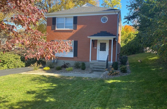 Louisville GEM, newly furnished, super clean, in a safe trendy area