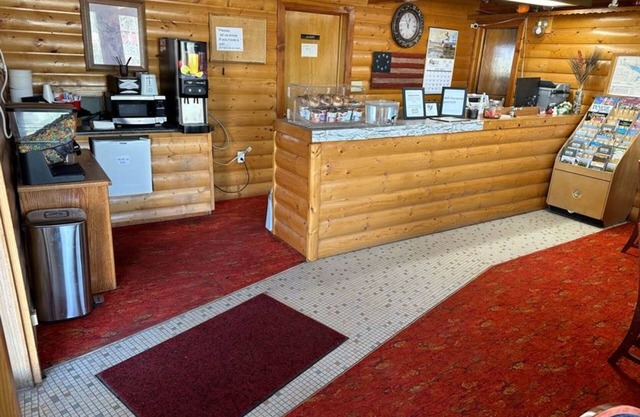 Love Hotels Western Holiday by OYO at Harlan Lake NE