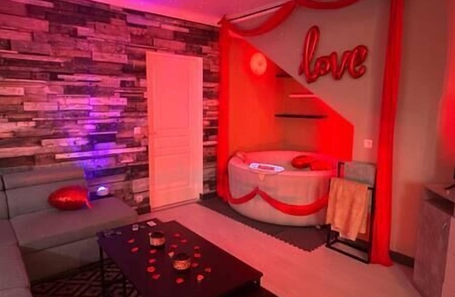 Love House SPA 3 - Paris 93