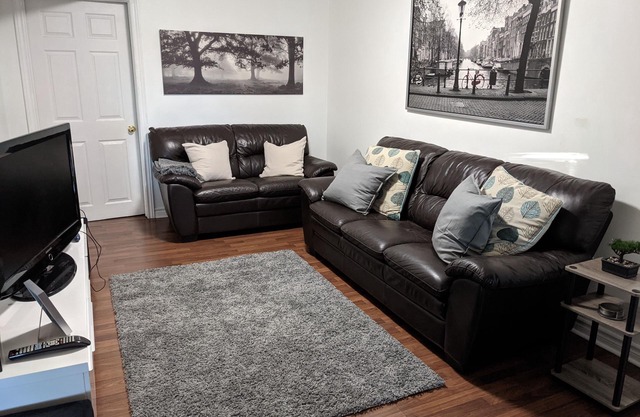 Lovely basement apartment in the heart of Bradford