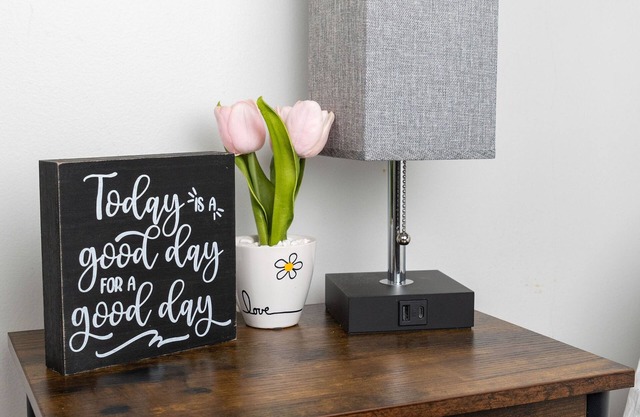 Lovely 1.5 bedroom in the great historic town