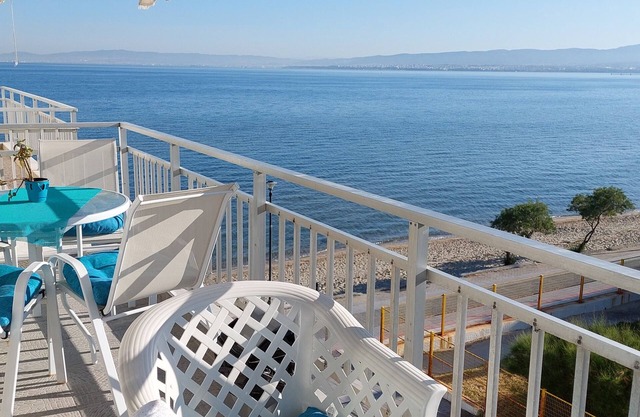 Lovely 1-Bed Apartment in Perea