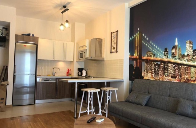 Lovely 1 Bedroom within 2 min walk to Akbatı mall