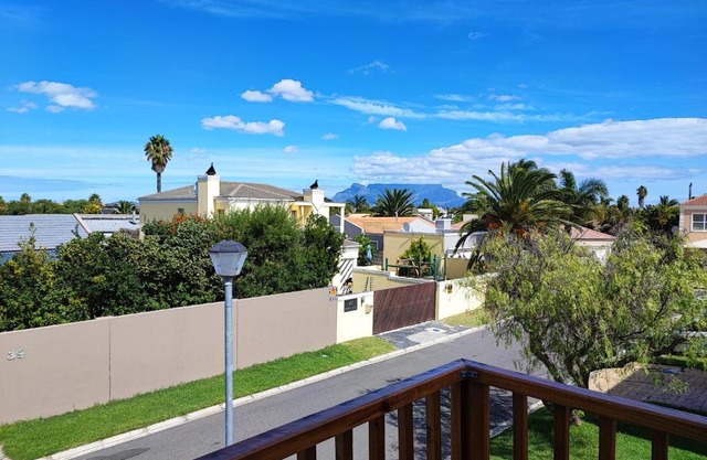 Lovely 2 bedroom condo with balcony and a view!