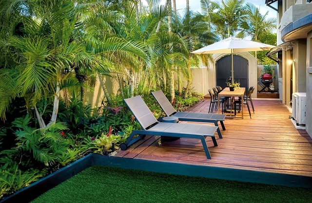 Lovely 2 bedroom ground floor apartment in Noosa Heads with generous private courtyard.