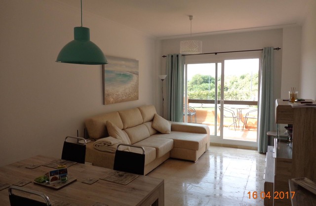 Lovely 2 Bedroom Penthouse Apt-Private Terrace-Communal Pool-Close to Beach- A/C