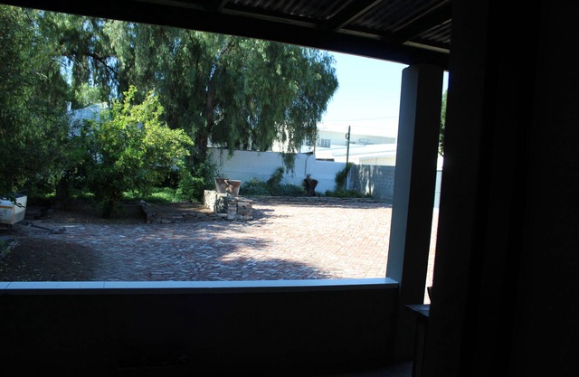 Lovely 3-Bed House in Beaufort West