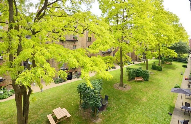 LOVELY 3 BEDROOMS 2 BATH BALCONY MANSION BLOCK APARTMENT, MAIDA VALE, PADDINGTON