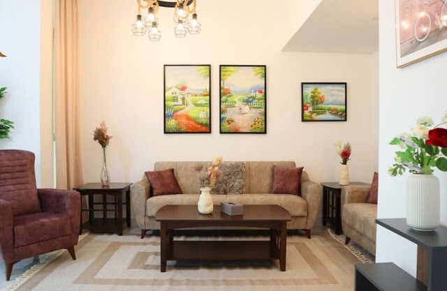 Lovely 3BR Oasis w/Pool & Private Parking