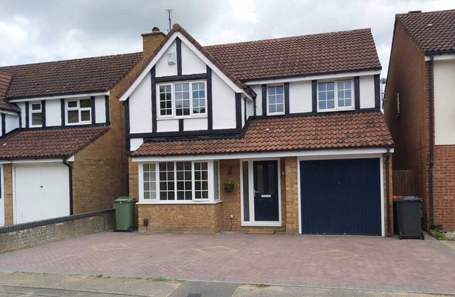 Lovely 4 Bedroom home in Houghton Regis