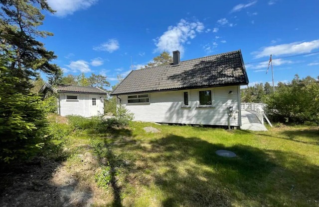 Lovely 4-bedroom cabin with WiFi in Østfold and short distance to the sea