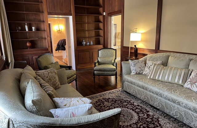 Lovely 4-bedroom estate in brilliant Owings Mills n23 miles from John Hopkins