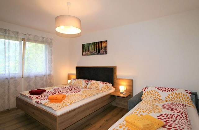 Lovely apartment for 5 guests with WIFI, TV and terrace