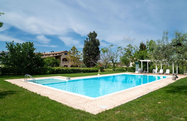 Lovely apartment for 4 people with pool, A/C, WIFI, TV, patio and pets allowed
