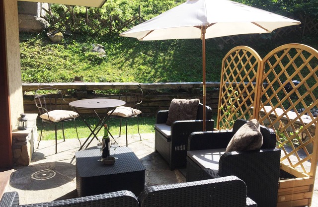 Lovely apartment 100 metres from ski lifts and Bellevue restaurants and shops