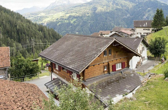Lovely apartment for 4 guests with WIFI, TV, balcony and parking