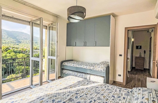 Lovely apartment for 4 people with A/C, WIFI, TV, balcony and parking