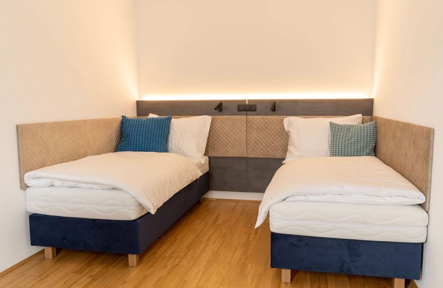 Lovely apartment for 6 people with WIFI, TV, patio and parking
