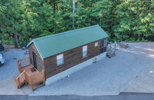 Lovely Cabin in Bloomington