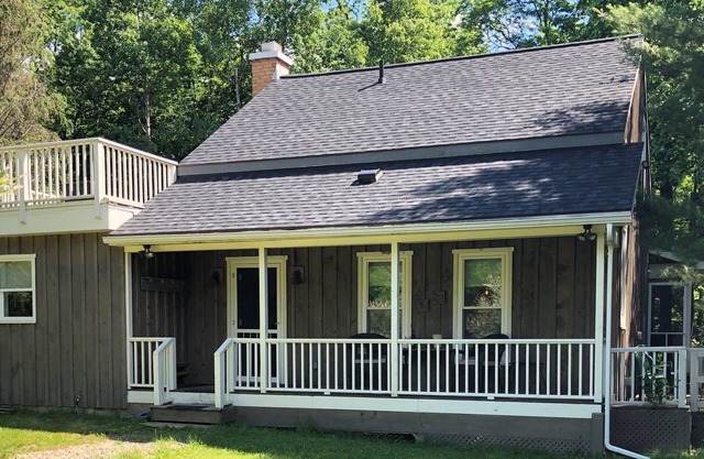 Lovely Cottage That Is Completely New With All The Luxuries You Would Want!
