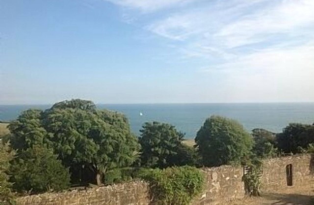 Lovely Cottage With Excellent Sea Views, Minutes From Beaches & Coastal Path