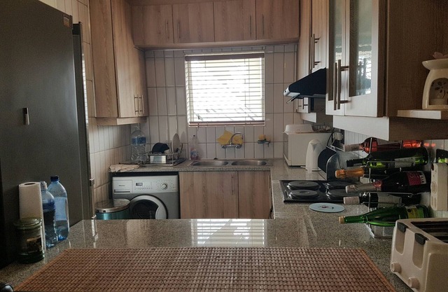 Lovely Family Holiday Apartment (JJ)