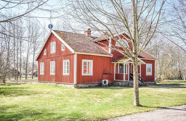 Lovely home in åryd with kitchen