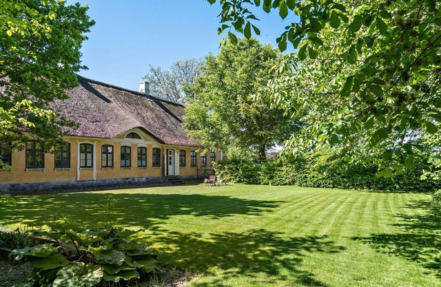 Lovely home in Haderslev with kitchen