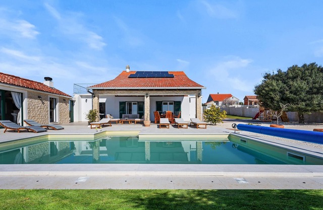 Lovely home in Krkovic