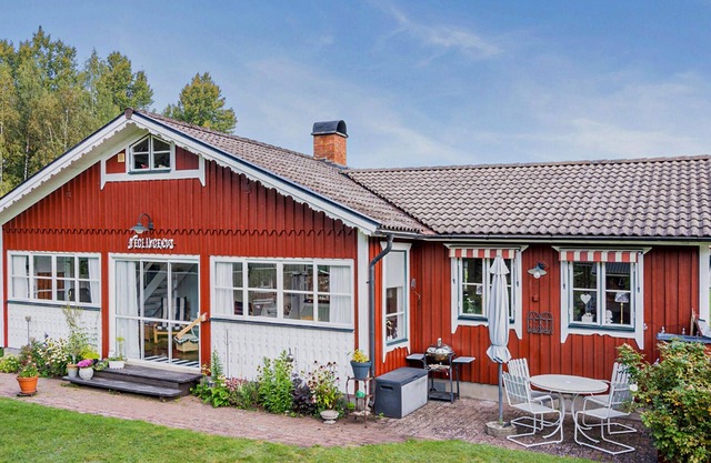 Lovely home in Ljungby