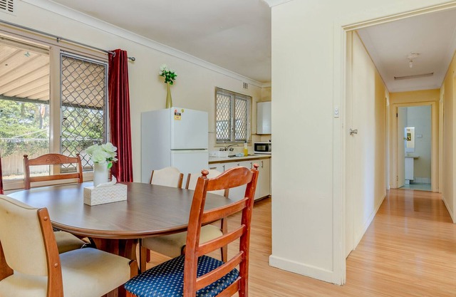 Lovely homely convenient holiday house