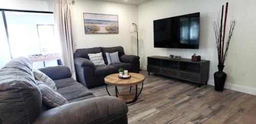 Lovely House in Sarasota close to UTC Mall Nathan Benderson Park and Siesta Key Beach