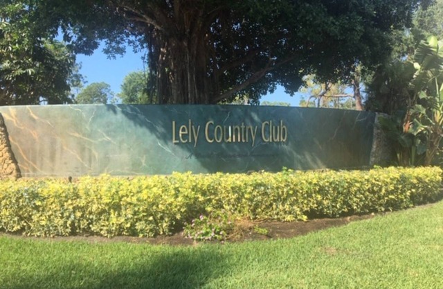Lovely Naples Condominium 2B+2B, 3 month minimum in high season. Check it out!