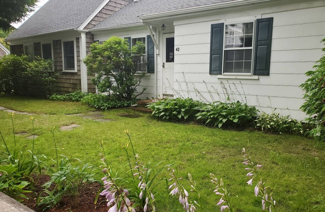 Lovely, peaceful house in downtown Edgartown