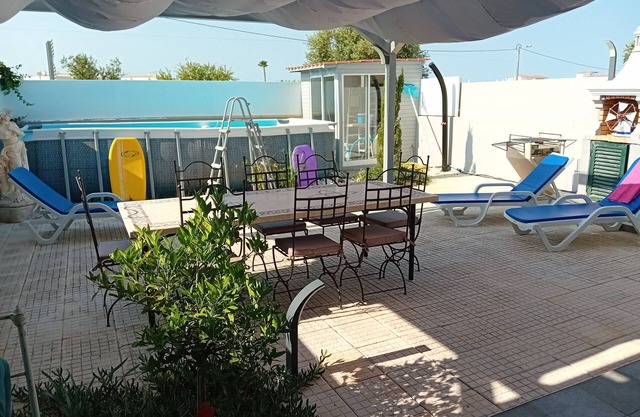 Lovely, spacious townhouse with private garden/pool near Algarve beaches.