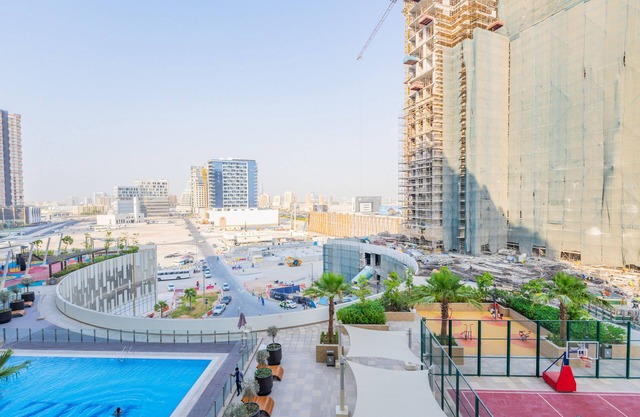 Lovely Studio with Cozy Balcony and Outdoor Pool