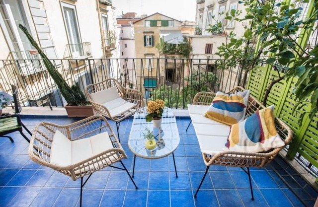 Lovely Terrace - Selene House Naples - Unique among many