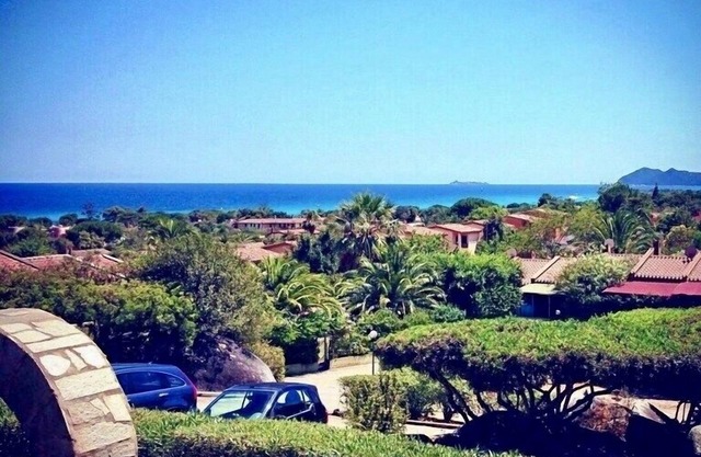 Lovely Villa with garden, wonderful view at few steps from the beach!