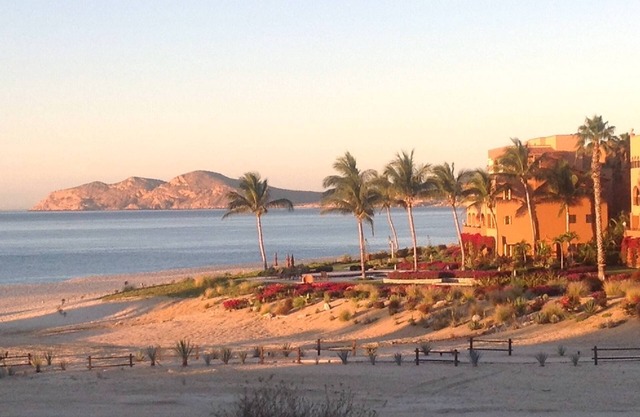 Lovers Paradise ☆ Ocean Views ☆ Luxury King ☆ Hidden Gem ☆ Couples ☆ Beachfront