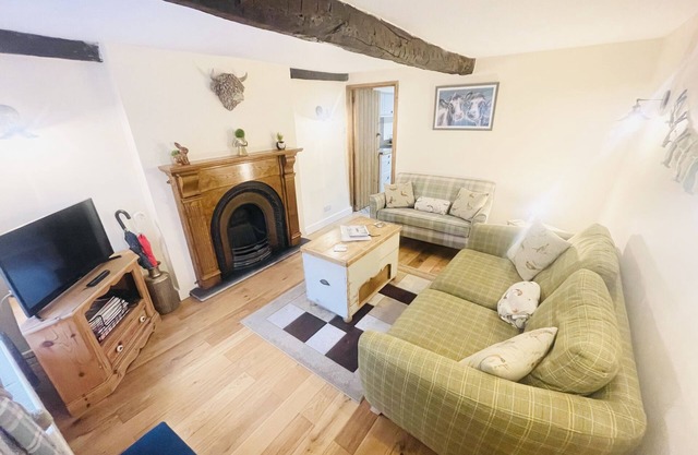 Lovingly Renovated Cosy Dog Friendly Cottage in the heart of Ingleton