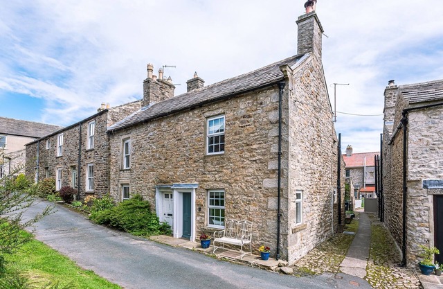Low Cottage, a dog friendly holiday home for up to four people in the pretty village of Reeth.