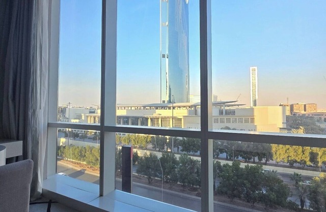 LP70 - Luxury Studio - DAMAC Esclusiva, Al Olaya