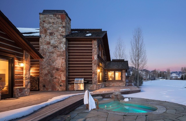 LPJH | Abundance of Nature, Breathtaking Views, and Privacy