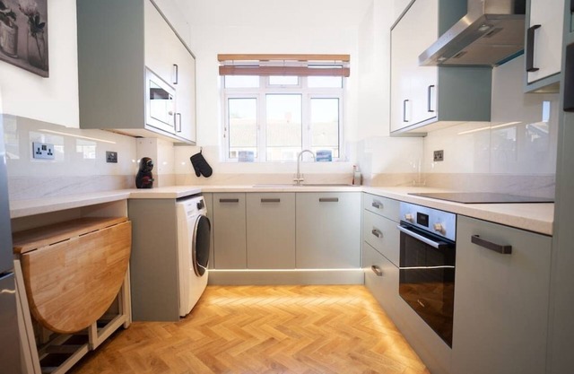 LS2G Short Term Rental Properties in Battersea SW11