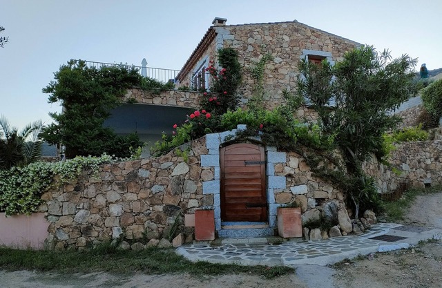 Lu Fraili di Sopra - Villa MARIPIA near the sea with beautiful sea view.