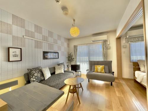 Luana Lea Karate Kaikan Mae